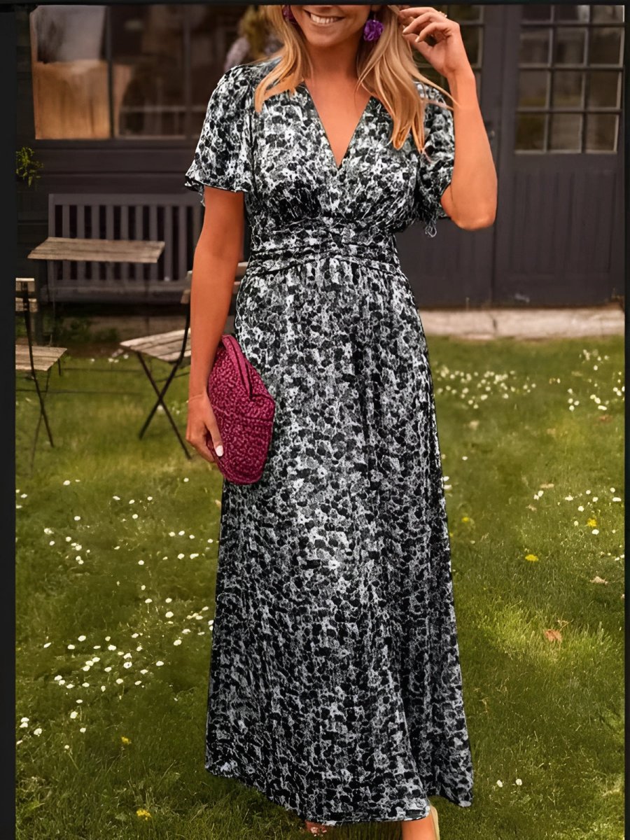 Sampaio – Elegant Dress With V-Neck And Floral Print